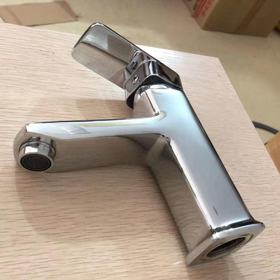 SS304 162*53*159mm 위생 도기 꼭지 갑판은 단일의 핸들을 탑재했습니다
